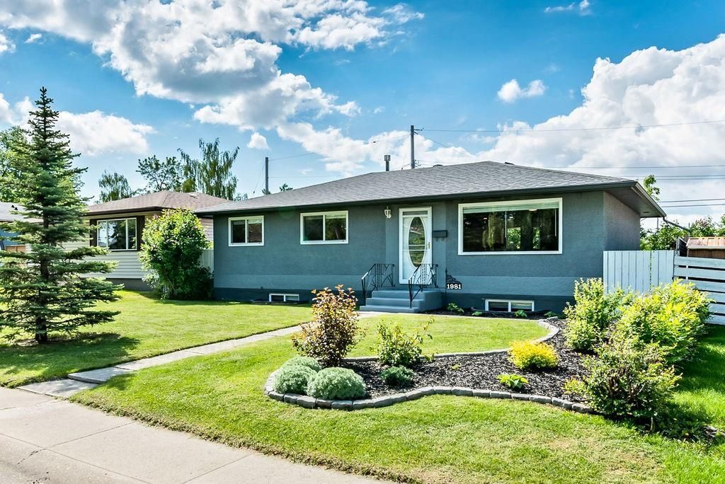 I have sold a property at 1981 COTTONWOOD CRESCENT SE in Calgary
